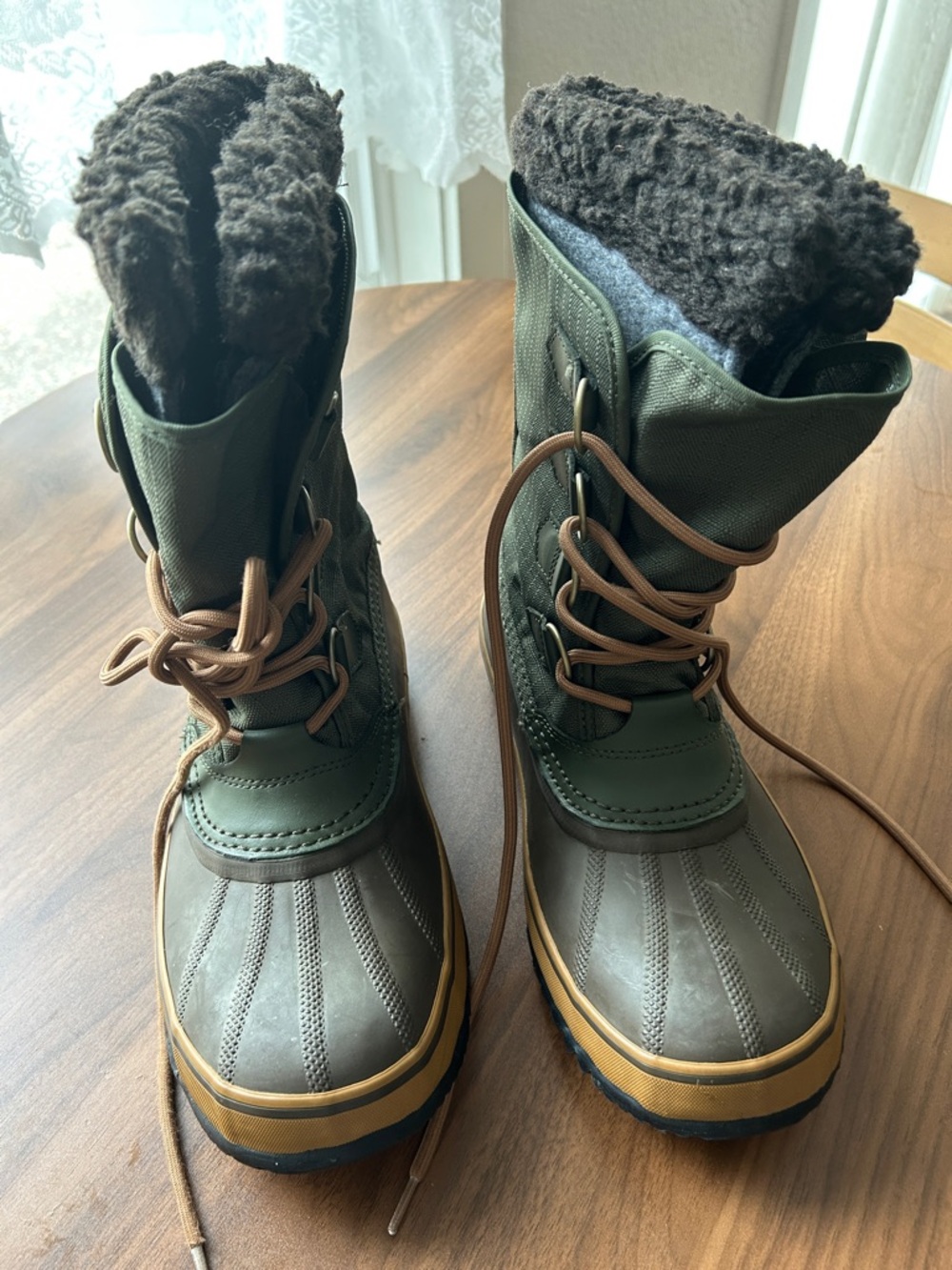 Sorel 1964 Pac Nylon Waterproof Snow Boots - Olive Green - Like New!